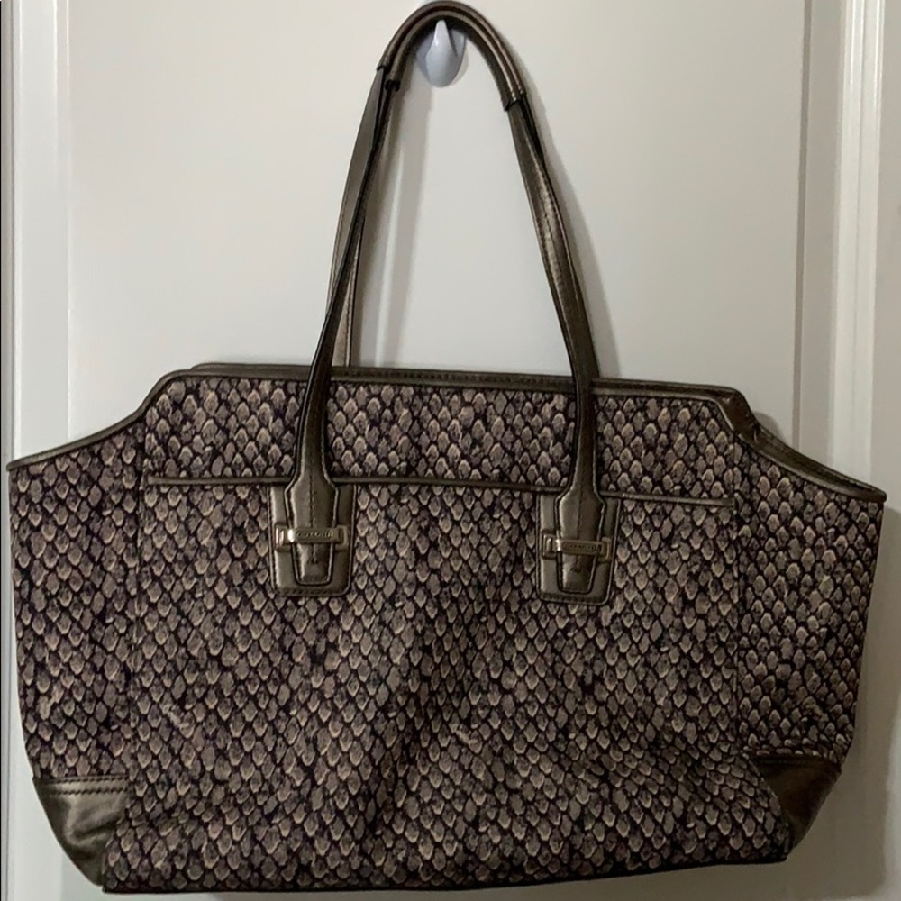 - Coach grey/silver tone shoulder/handbag